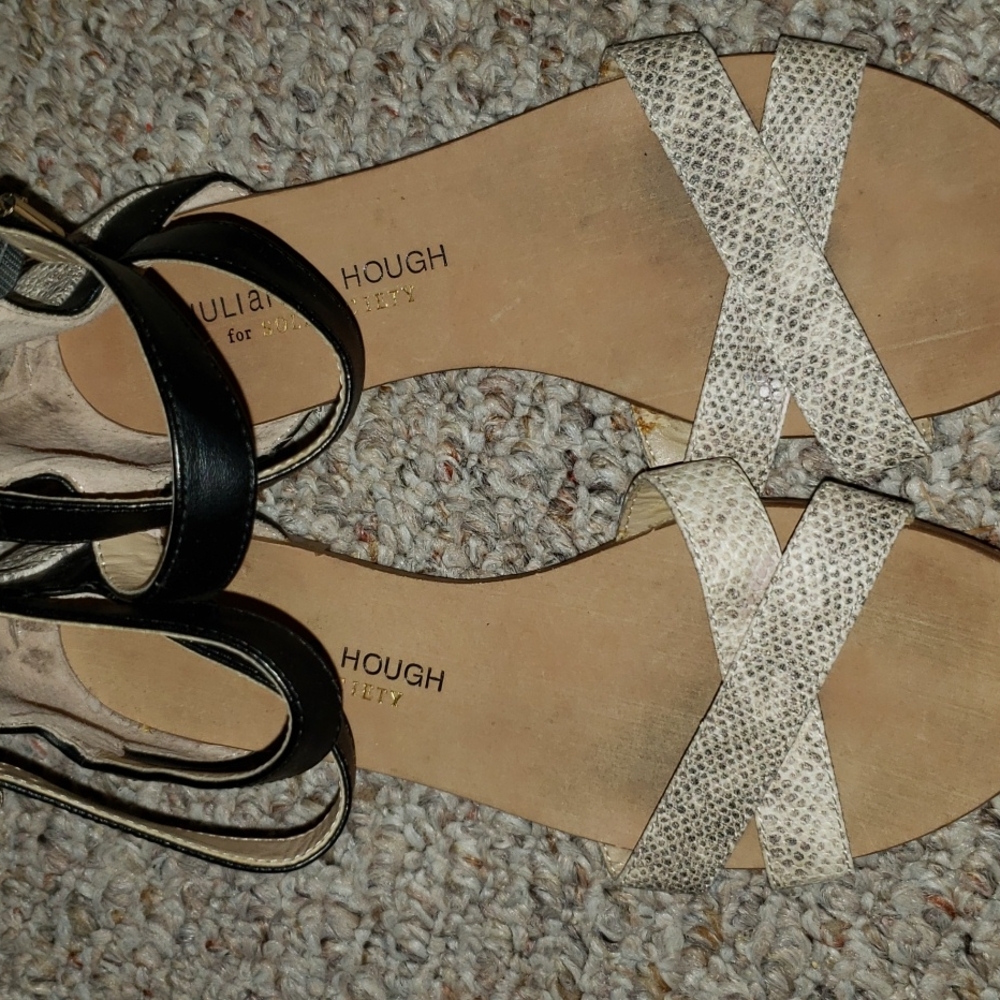 Julianne Hough flats size 6
